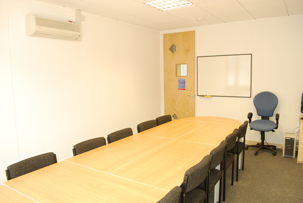 Lal-london-classroom-long-_7_